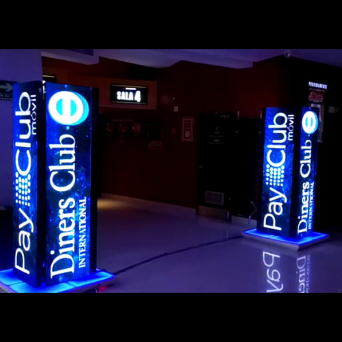 실내-P4.81-6x2m-in-에콰도르-키토